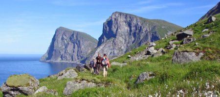 Lofoten Tromso y Ballenas en Noruega 450x200 Viajes Singles en Enero