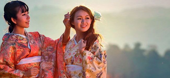 chicas japonesas 650x300 Viajes Singles a Asia / Oceanía