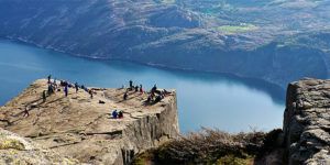 Noruega Fiordos lagos y montanas 300x150 Viaje Singles a Polonia